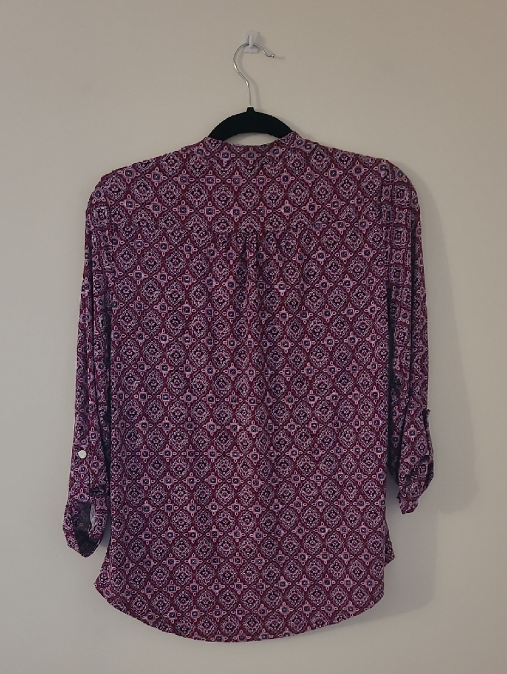 Westport Magenta Geometric Henley Blouse Size Med - Picture 3 of 5